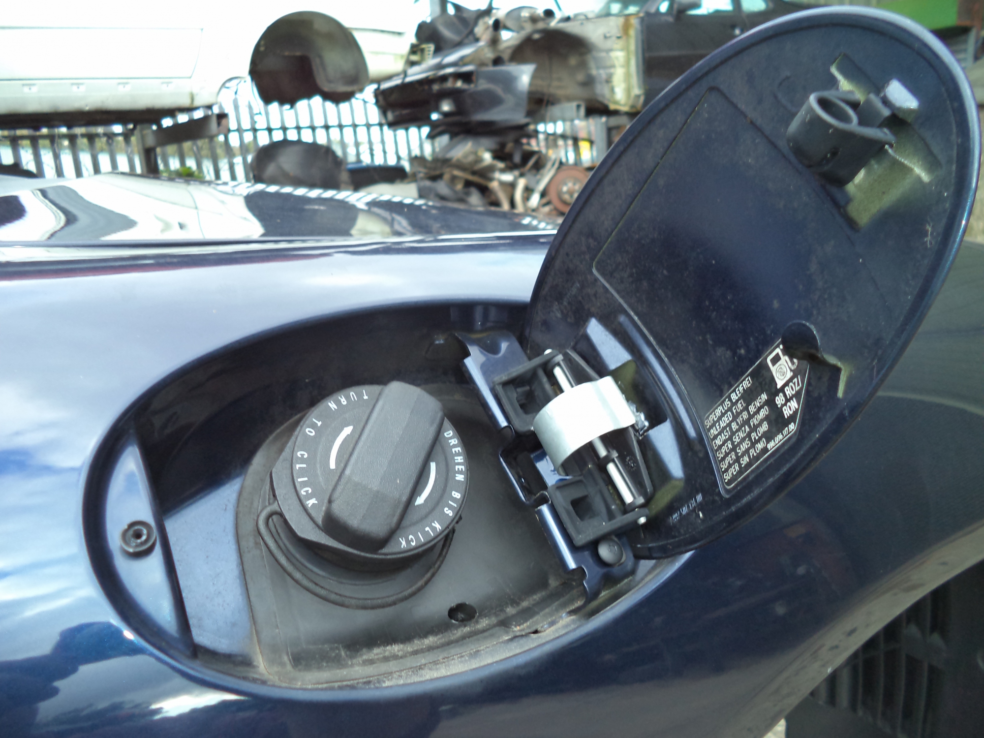 PORSCHE 997 / 996 FUEL FILLER CAP . PORSCHE BOXSTER FUEL FILLER CAP LX56EFN