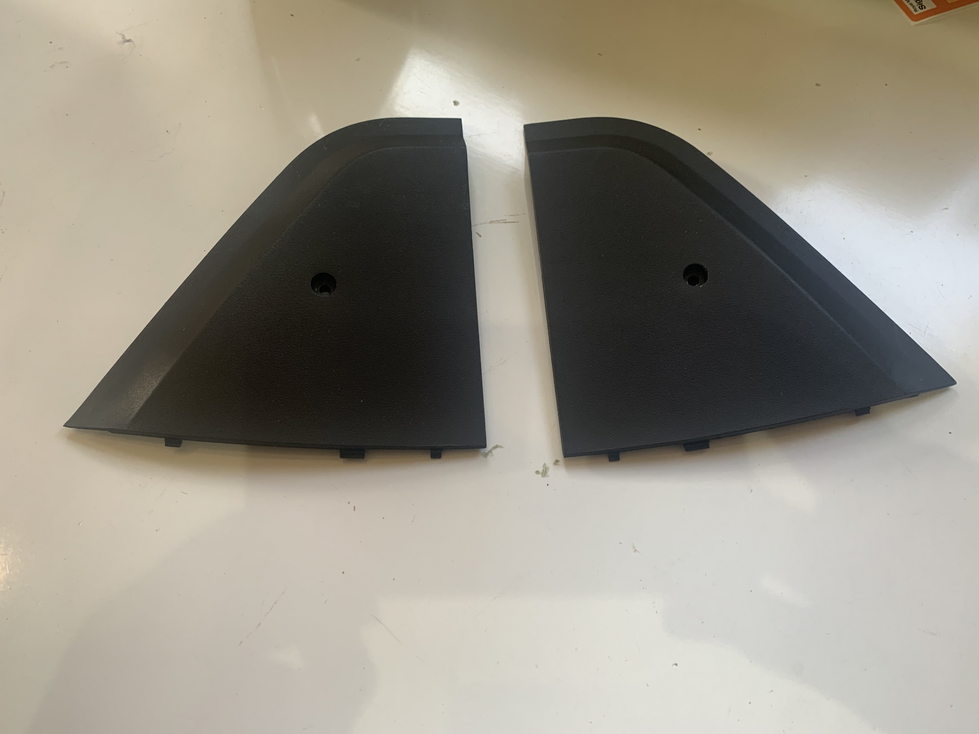 Porsche 944 Dash End Trim Covers BDZ 847 944.552.083.00