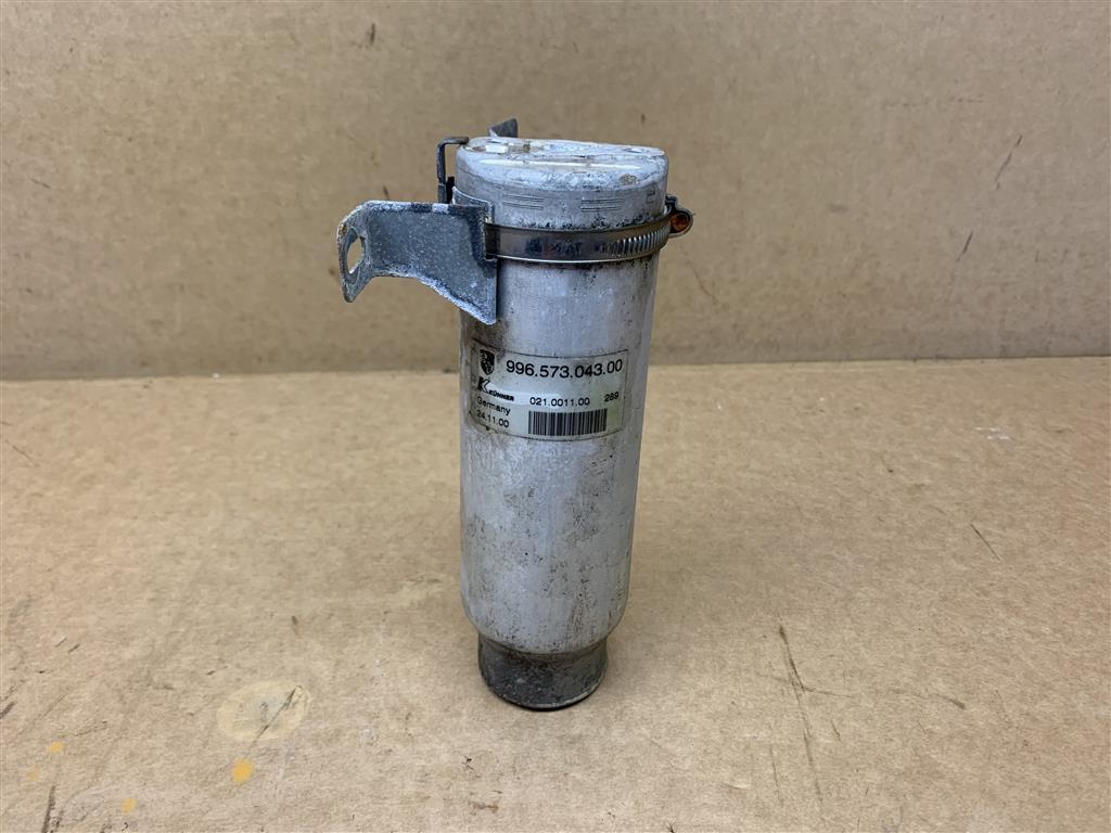 Porsche Boxster A/C Receiver Drier Bottle P/n. 99657304300 Fits 996