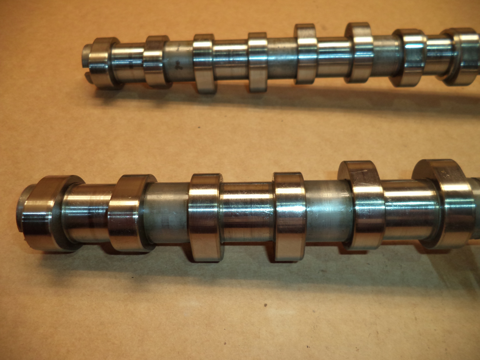 BENTLEY CONTINENTAL GT 6.0 W12 N/S CAMSHAFTS BENTLEY GT CAMSHAFTS V10JTG