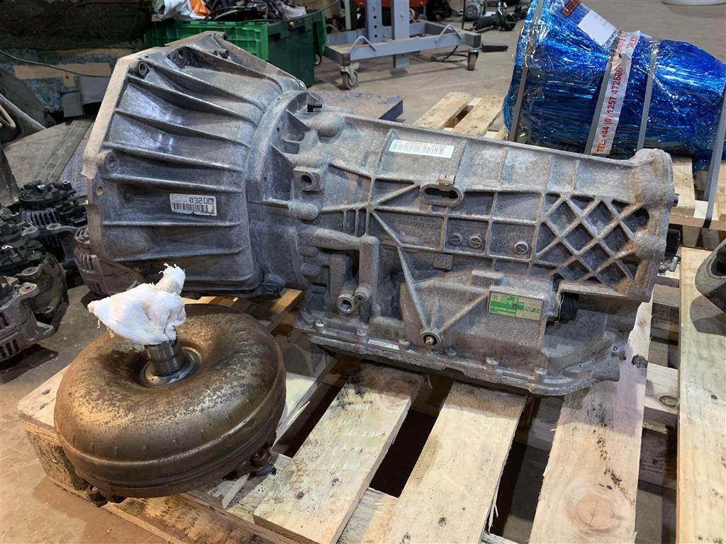 Range Rover L322 Automatic Gearbox 5HP24 2003 Year C/w. Torque Converter L322 Gearbox