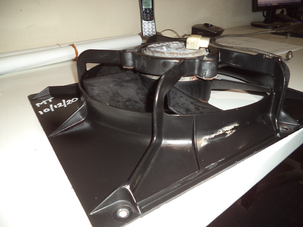 PORSCHE 944 COOLING FAN 944 SINGLE COOLING FAN MT 944.106.141.02