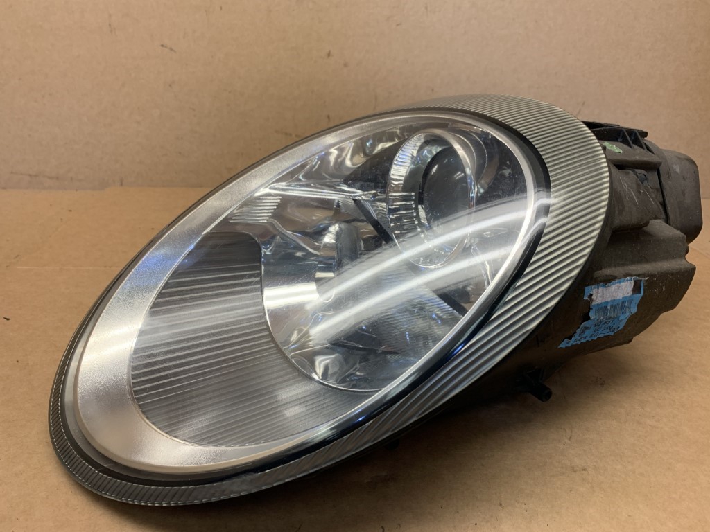 PORSCHE 997 HEADLIGHT 997 XENON HEADLIGHT R21 CCY 99763105112 LIGHTS