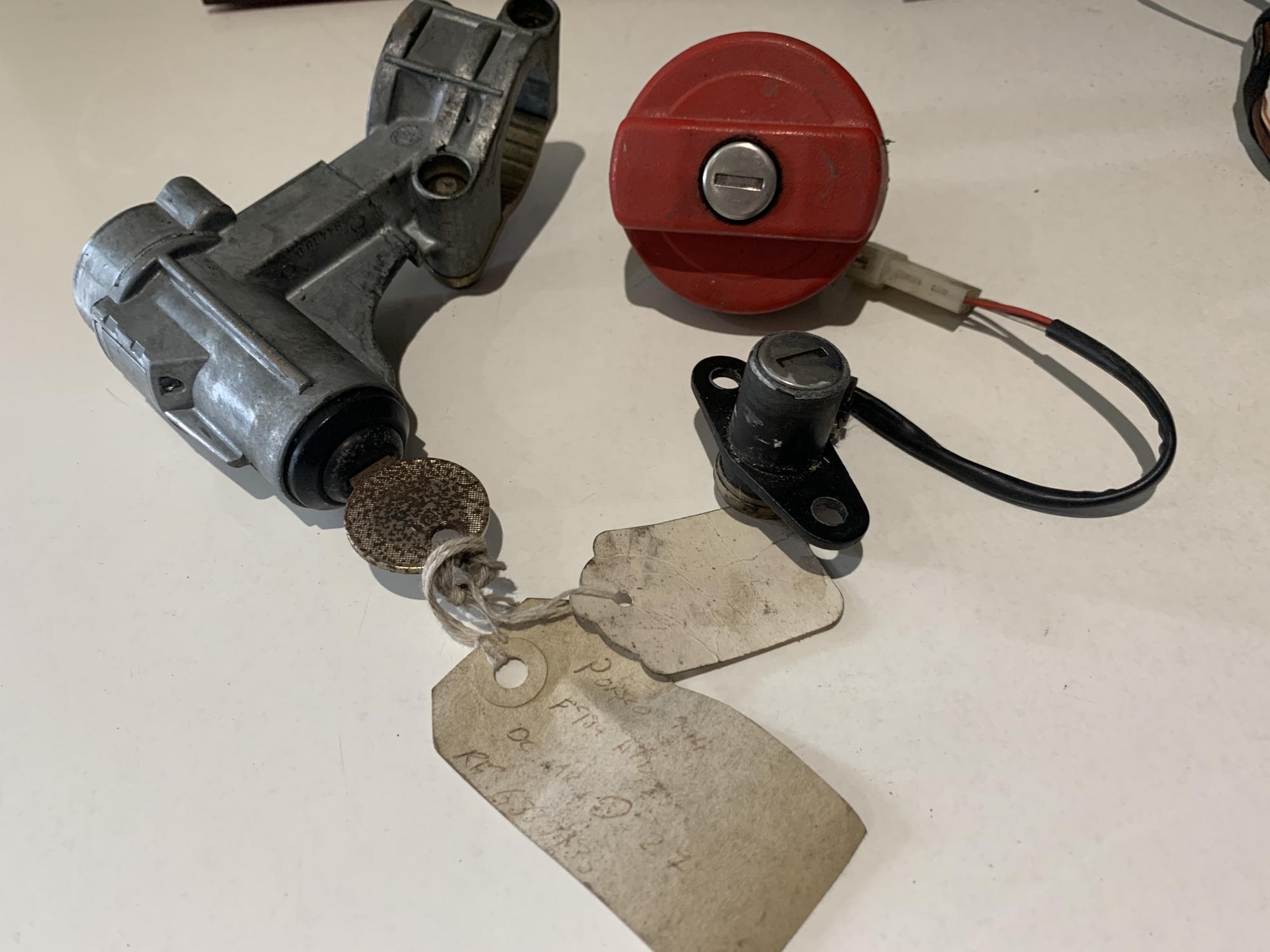 PORSCHE 944 IGNITION LOCK AND KEY 944 BOOT LOCK F984 HYD JJ