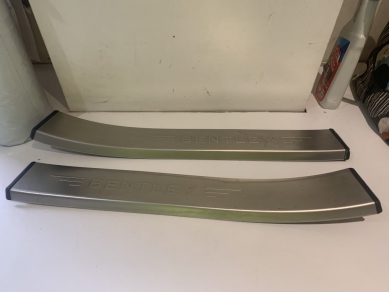 Bentley BENTLEY FLYING SPUR DOOR SILL COVERS REAR JJ