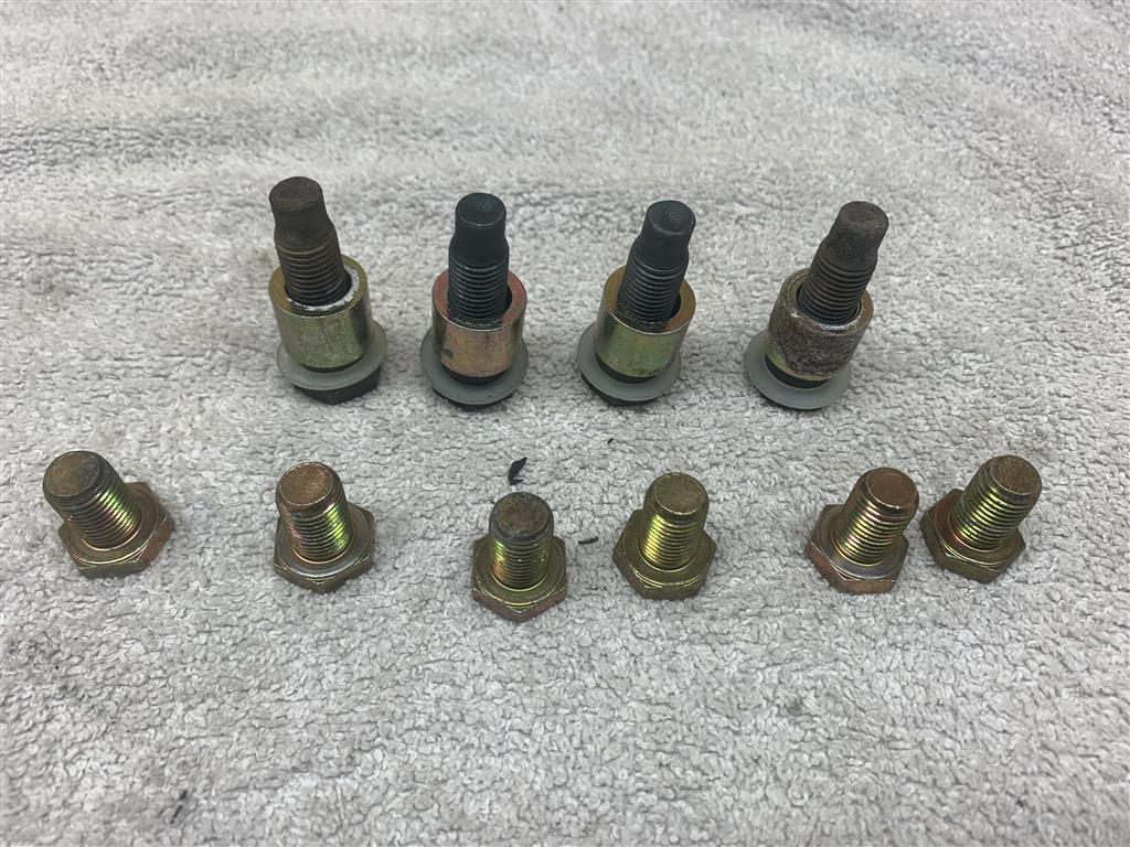 Porsche 996 Seat Belt Bolts Porsche 996 Seat Belt Fixing Bolts Spacers