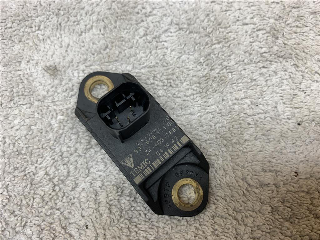 Porsche 997 Body Acceleration Sensor 99760611101 997 Body Acceleration