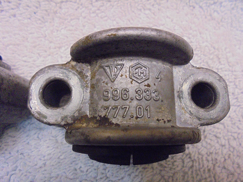 Porsche Boxster Rear Sway Bar Brackets Porsche Boxster 986 Rear Anti