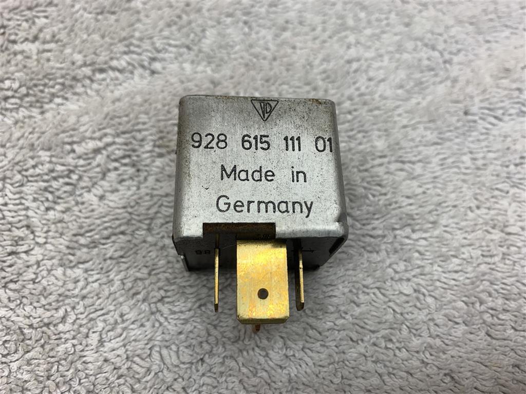 Porsche 944 968 Ignition Relay 92861511101