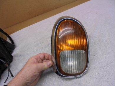 Bentley Seraph / Arnage R/H Front Indicator Light Unit Bentley Arnage RH/F indicator