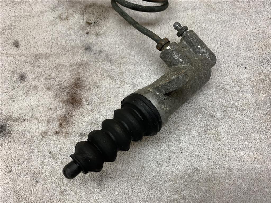 Porsche 996 C4 Gearbox Clutch Slave Cylinder Porsche 996 Carrera 4
