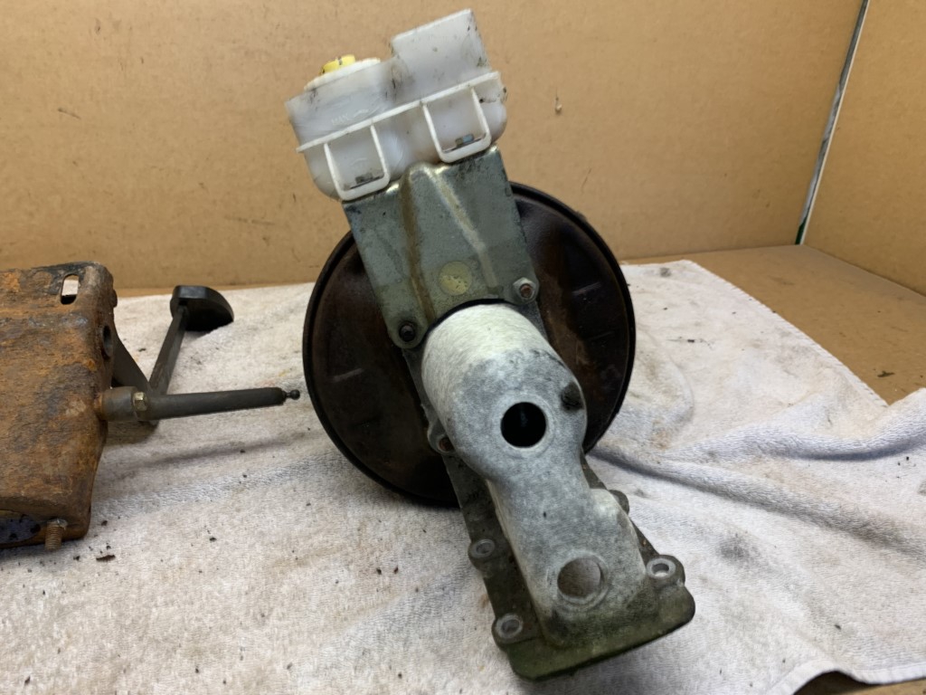 PORSCHE 911 BRAKE MASTER CYLINDER 91135502504 JJ