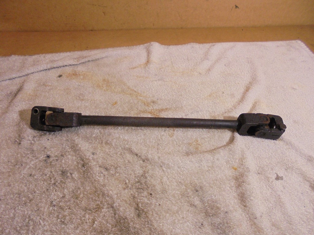 Porsche 944 RHD Lower Steering Column Shaft 944 Lower Column Shaft SF33