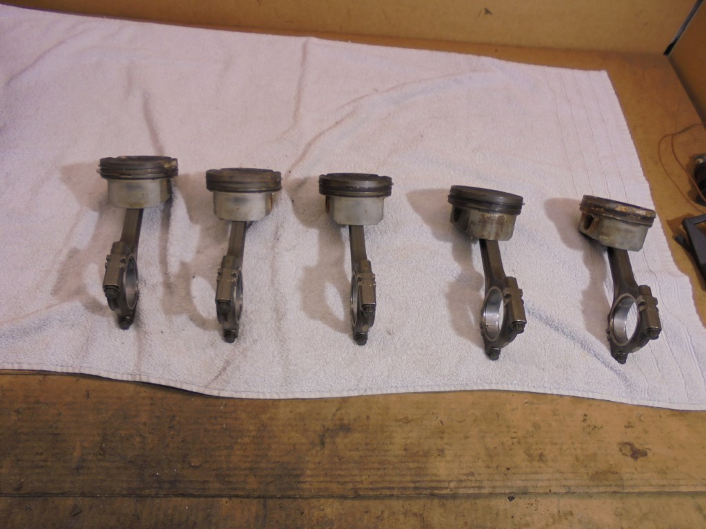 Porsche 986 3.2L Engine Piston & Con Rod From a M96.21 Engine 986 3.2L ...