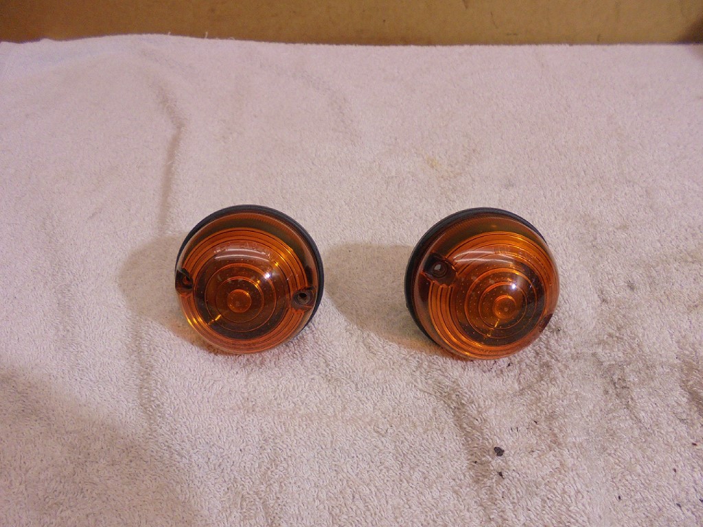 Land Rover Defender Rear Indicator Light AMR6515 2016 Defender Rear