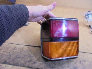 Bentley Turbo R Left Side Outer Rear Light N/S/R SF18 Sub Stn