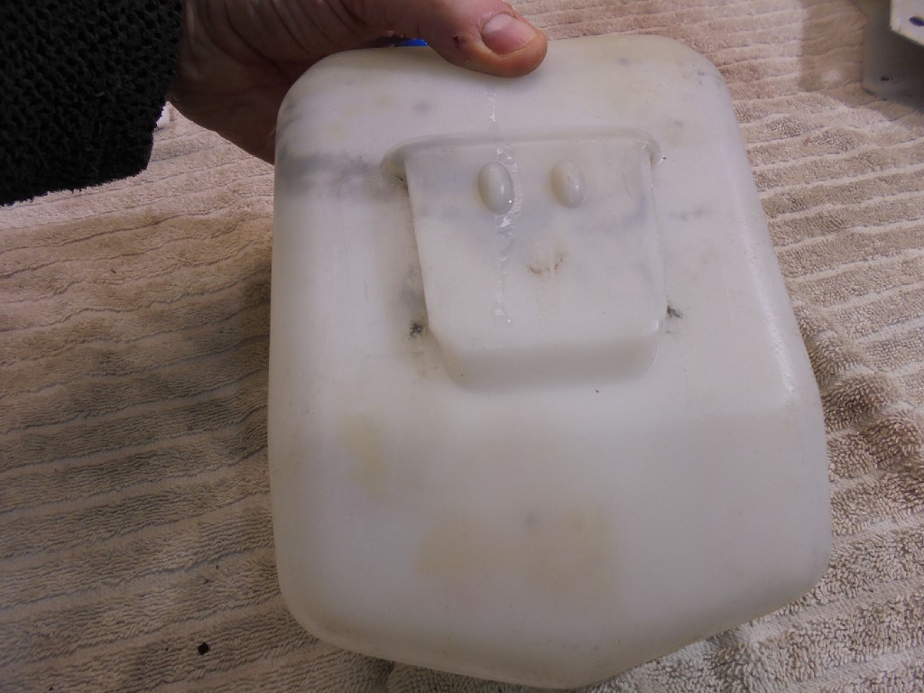 Lotus Elise S1 Washer Bottle and Cap Elise S1 Washer Bottle and Cap