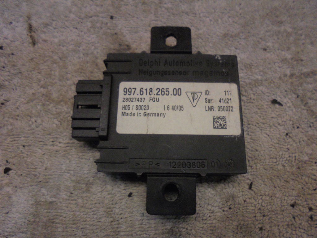 Porsche 997 Alarm Tilt Sensor 99761826500 997 Alarm Tilt Sensor