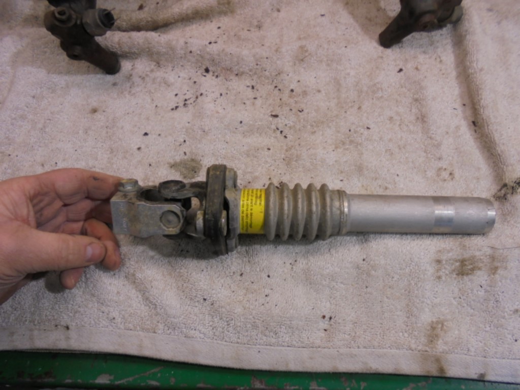 Porsche 997 Lower Steering Column Joint and Shaft 99734702304 997 Lower