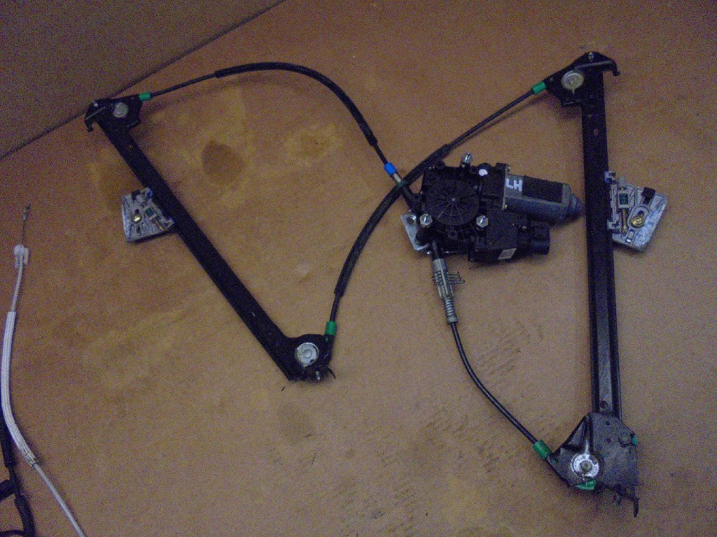 Porsche 986 Boxster Left Side Window Regulator and Motor 98654201504