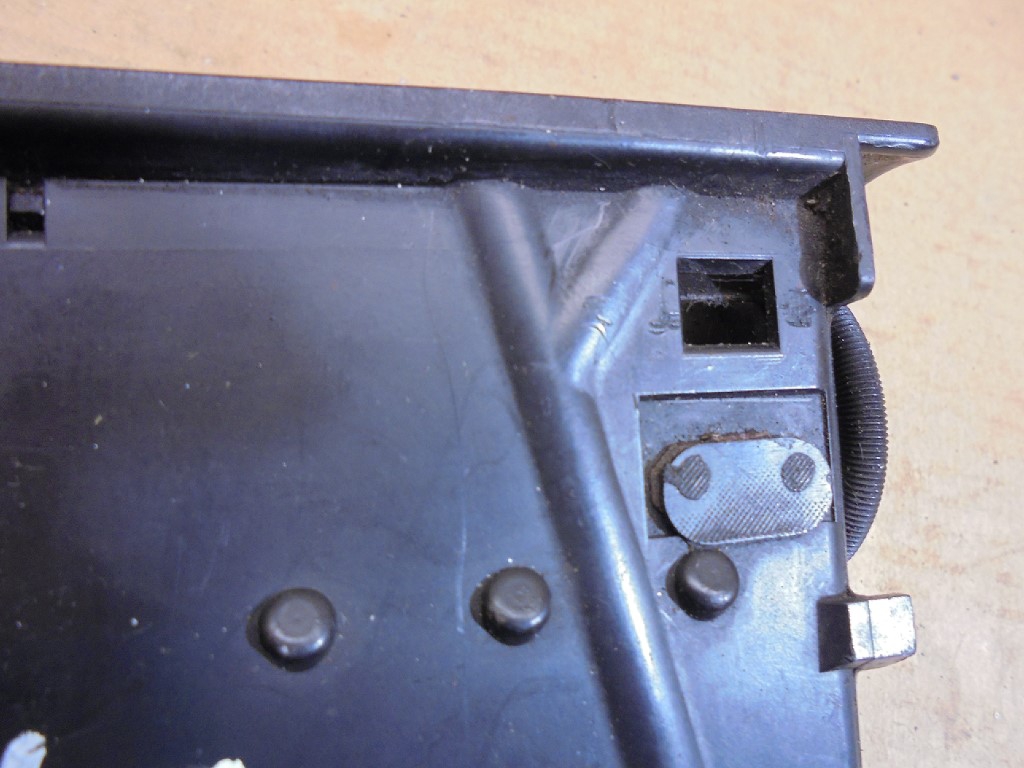 Porsche 964 Center Dash Heater Vents 91157205201 964 Center Heater