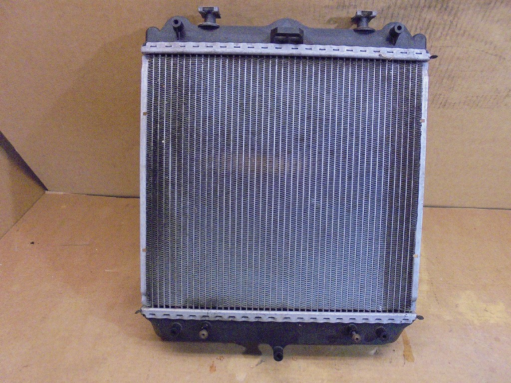 Porsche 986 / 996 Right Side Coolant Radiator 986/996 O/S Coolant ...