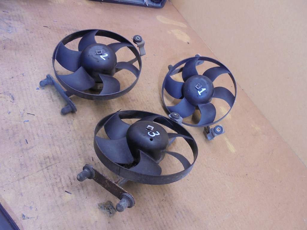 Porsche 986 Boxster Engine Bay Cooling Fan 98662403600 / 01 986 Engine