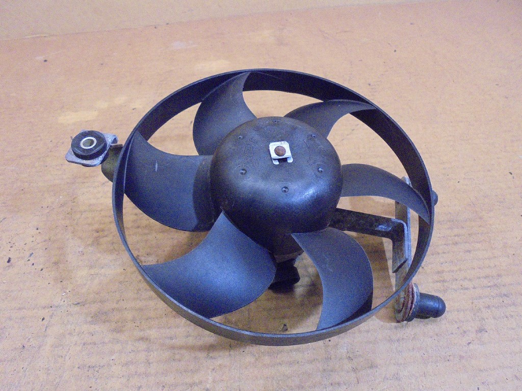 Porsche 986 Boxster Engine Bay Cooling Fan 98662403600 Y486FDV 986 Eng