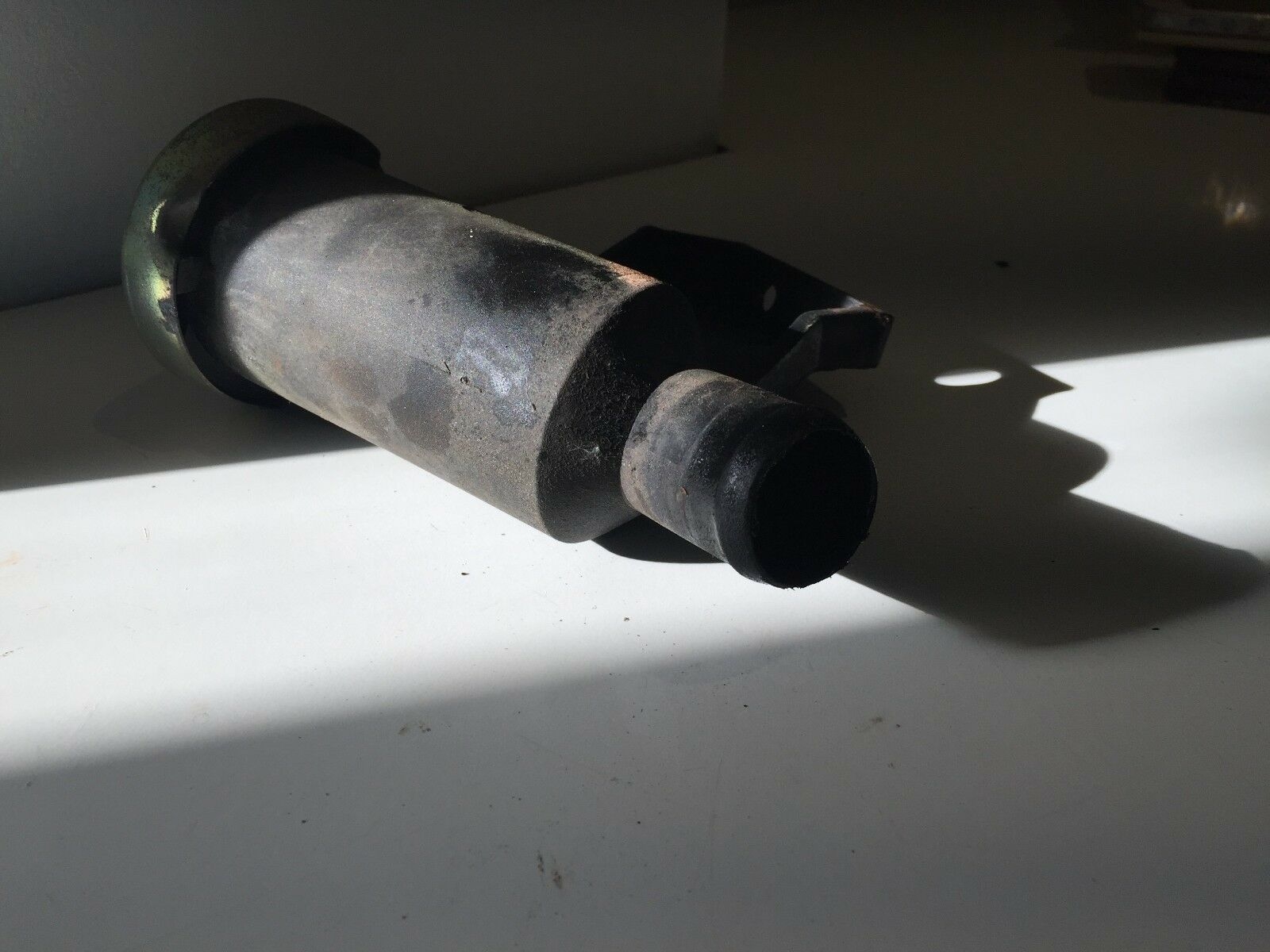 PORSCHE 993 OIL FILLER NECK PORSCHE 911 993 OIL FILLER 993.207.361.04