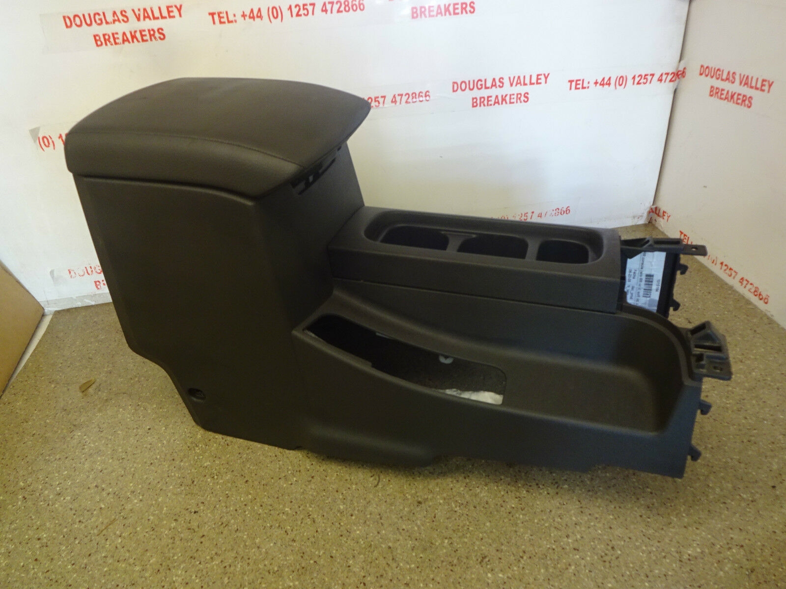 Nissan Navara D40 Center Console with Arm Rest 96910 EB342