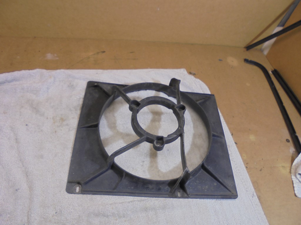 Porsche 944 Radiator Single Fan Mount Bracket 94410614102 944 Rad 1 Fan