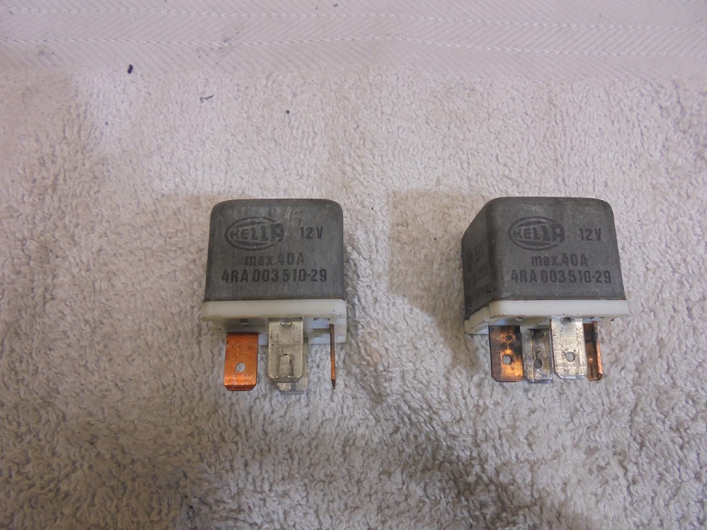 Porsche 944 Multi Use Type 53 Relay 141951253B Made By Hella 944 Multi