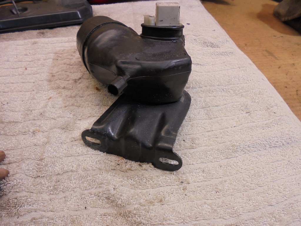 Porsche 944 Headlight Raising Motor 477941379B 944 Headlight Motor