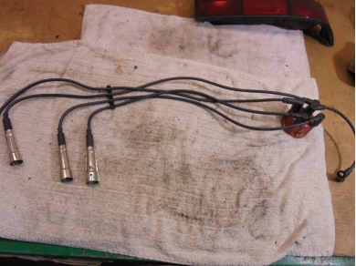 Porsche 924 Bosch Ignition Distributor Cap and HT Leads FOR PARTS Ign Dizzy & Yard SF28