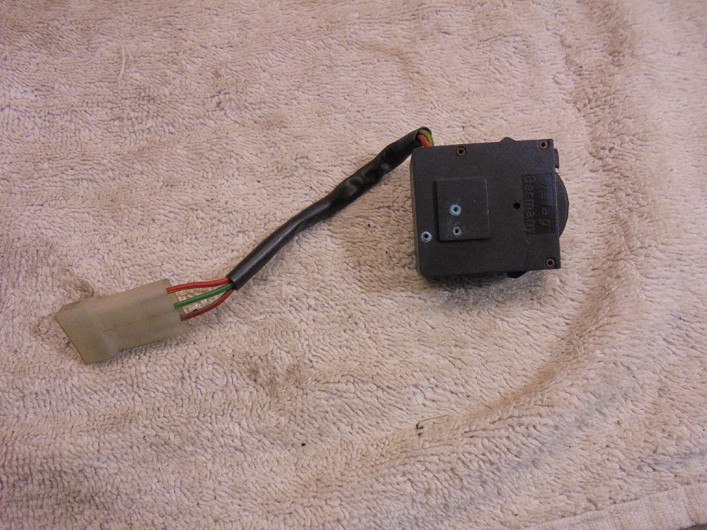 Porsche 944 Headlight Beam Adjustment Switch 94463123000 944 Headlight
