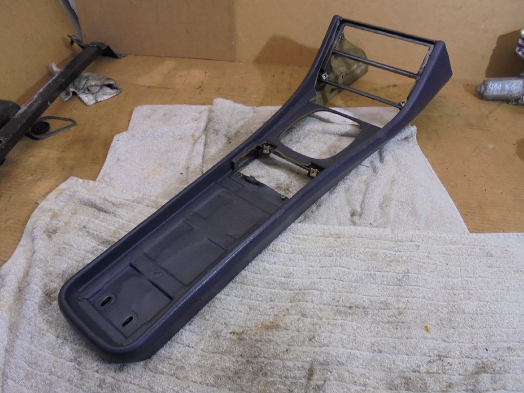 Porsche 944 Centre Console Frame 94455205100 In Blue 944 Centre Console Blue Sub Stn Rm1