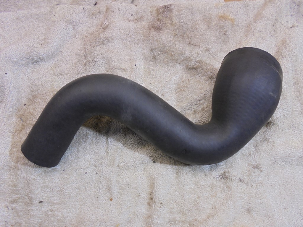 Porsche 944 Lower Radiator Hose 94410623705 944 Lower Rad Hose 94410623705