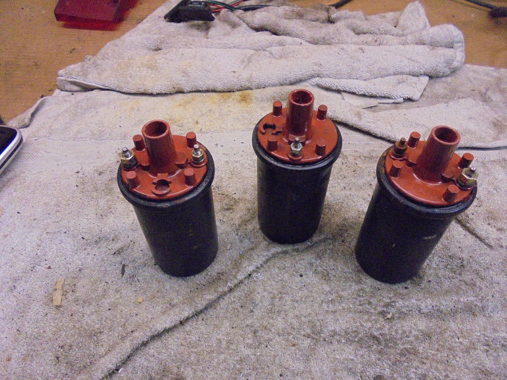 Porsche 944 Ignition Coil 0221118322 944 Ignition Coil 0221118322 Yard SF44