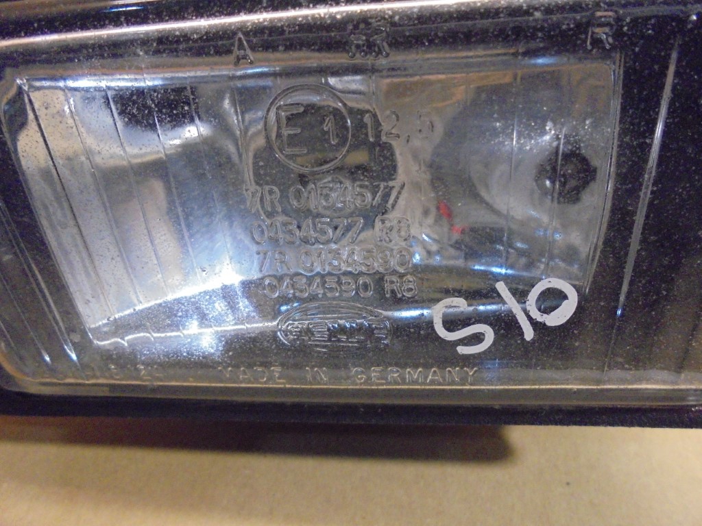 Porsche 944 Right Front Bumper mounted Light 944 O/S/F Bumper mounted Light Yard SF52