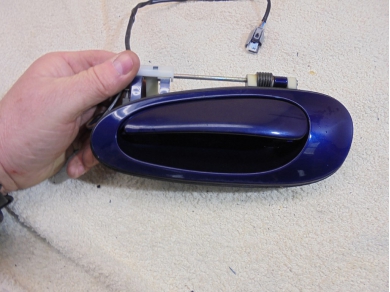 Porsche 986 Boxster Left Side Outer Door Handle 99653706106 in Lapis Blue N/S Yard SF84