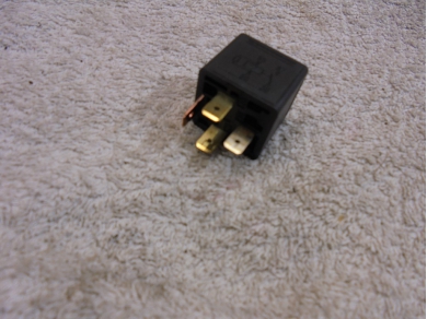 Bosch Porsche 987 Multi Function Relay 0332019103 Yard SF104
