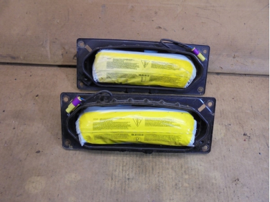 Porsche 986 / 996 Door Air8ags Pair 99680309200 / 99680309100 986/996 Airbags Pr Yard SF126