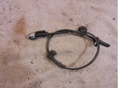 Ford Mustang RHD Mk6 S550 Rear ABS Sensor FR3C-2C190-BA Yard SF4