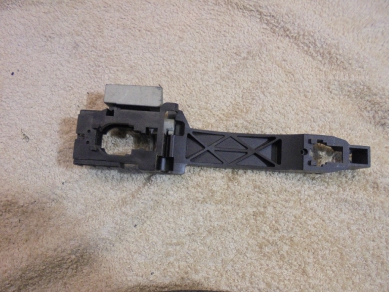 Nissan Navara D40 Right Door Handle Mount Plate 80610EB300 O/S Yard SF19