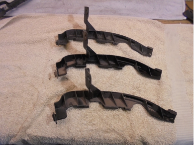 Porsche 986 / 996 Left Front Bumper Bracket 99650553900 986/996 N/S/F Yard SF105