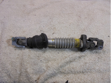 Porsche 986 / 996 Full Lower Steering Column Intermediate Shaft 99634702301 986/996 Stg Yard SF66