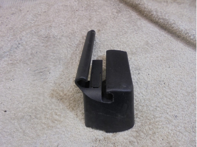 Porsche 986 / 996 Right Outer Seat Rail Cover 99652136001 986/996 Yard SF36
