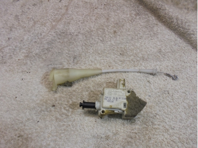 Porsche 986 Boot Lock Actuator 99662411701 Yard SF115
