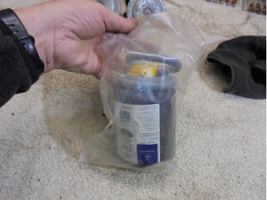 Mercedes-Benz Mercedes Puncture Repair Fluid Pack A0005831212 EXPIRED DATE Goo Yard SF112