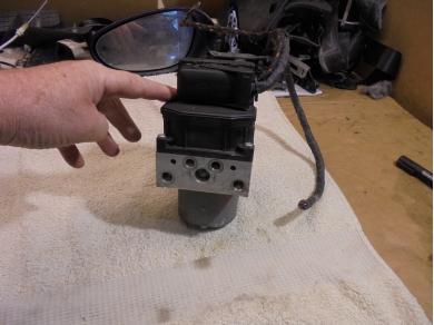 Porsche 986 / 996 ABS Pump 99635575506 986/996 Yard SF13